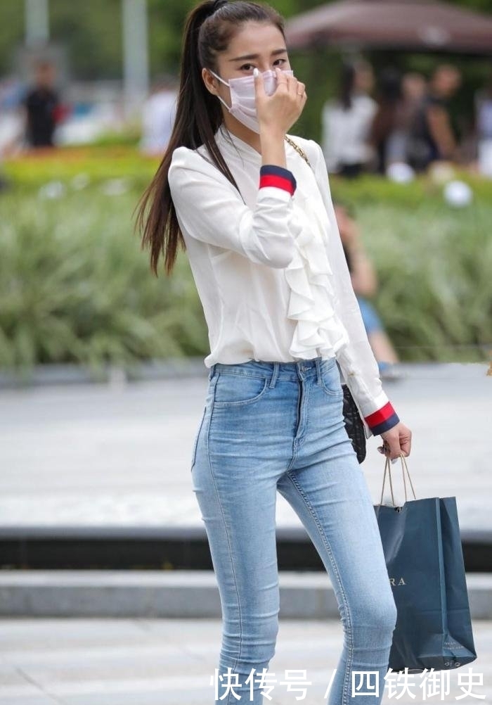 无需|街拍: 好身材无需修饰, 一个背影就够了