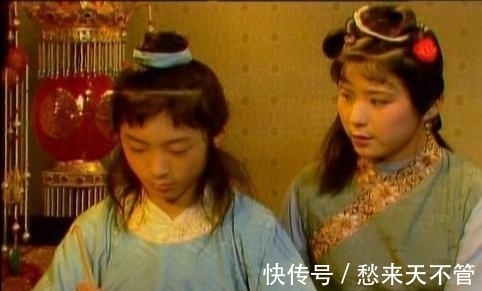 王夫人!红楼梦中养育了探春和贾环的赵姨娘,为何在贾府生活得那么委屈?