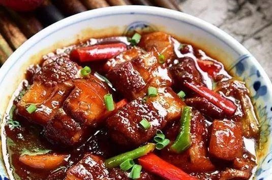 6款红烧肉的做法，餐桌上不可缺少的硬菜，值得收藏！