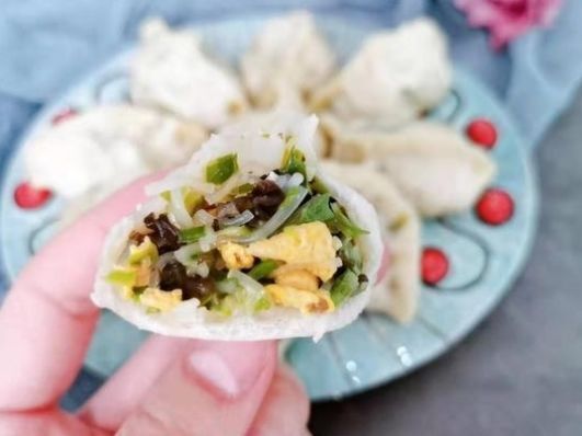 纯素馅饺子好吃有诀窍,调馅时加点它,又鲜又香,比肉饺子受欢迎