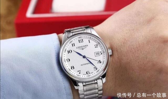 气质|30岁的男性该如何选表能彰显气质！