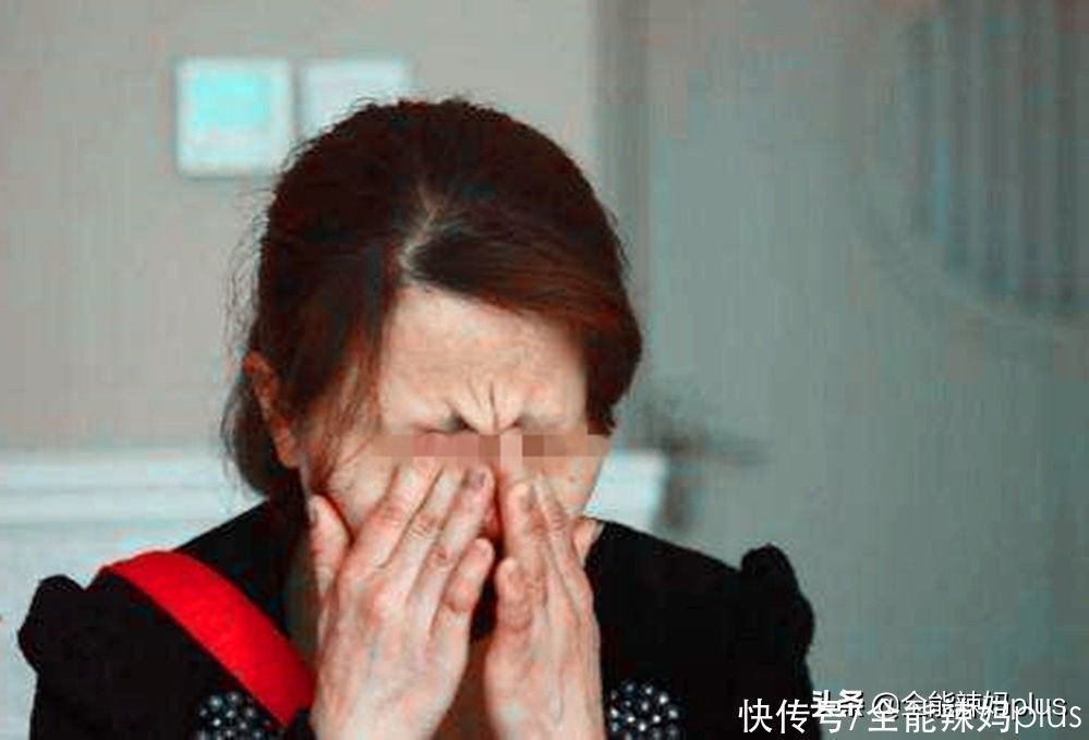 妈妈|17岁女儿“母乳”不断,妈妈澄清孩子纯洁,医生的解释宝妈崩溃