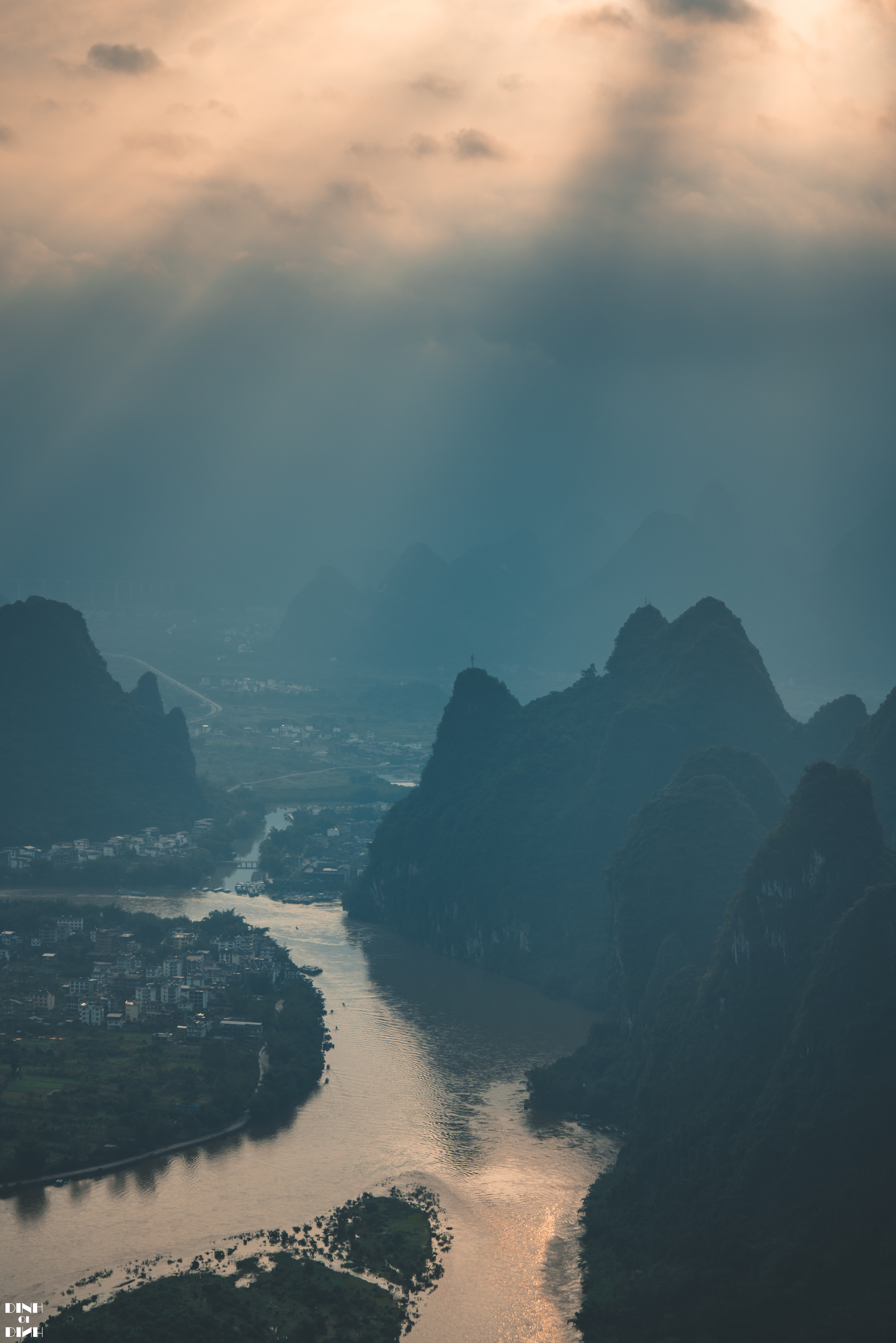 老寨山|遇见阳朔的光与影，晨与昏，山与水