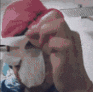 |搞笑段子王:藏在车后面也会被发现,看来是没有下次了