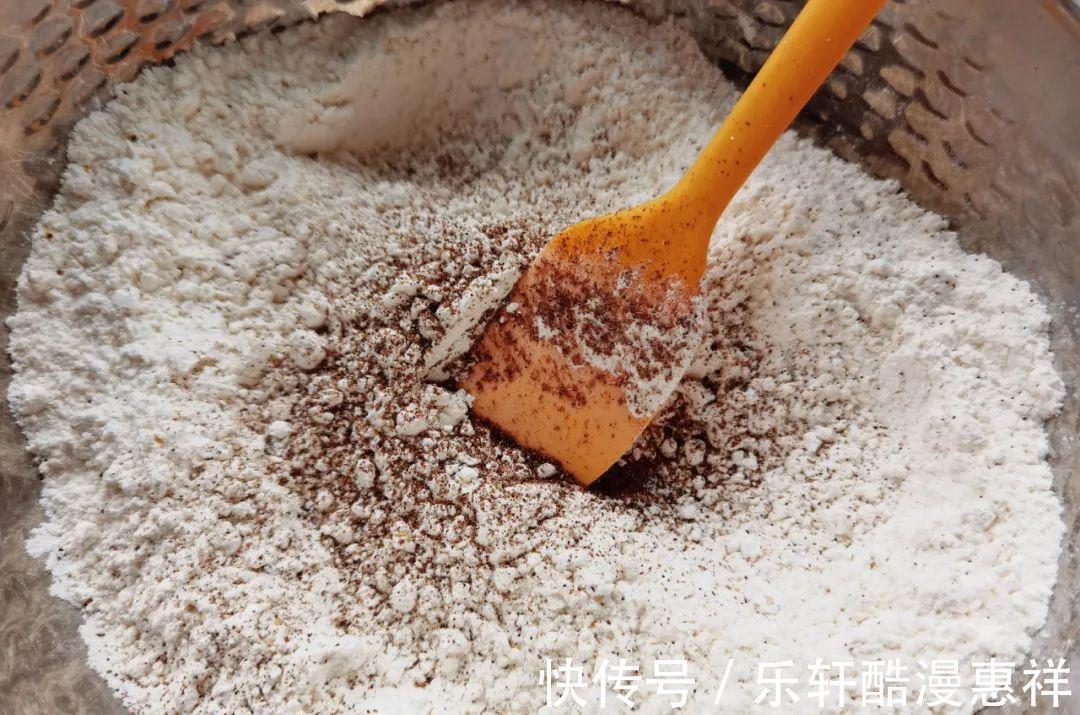 泡打粉|【辅食记】酥到掉渣的咸口儿点心,回味无穷,孩子怎么吃都不腻
