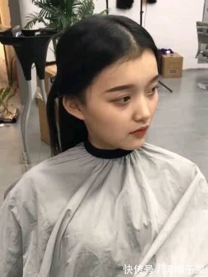 理发店|奇闻:女大学生去理发店做发型,看到做好的发型,网友:不满意