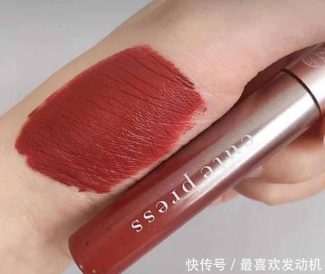 不输大牌又好用的平价唇釉,谁用谁好看,每一只都超显白