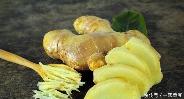 早晨空腹吃一片生姜,一段時(shí)間后,4個(gè)變化可能悄悄靠近你!