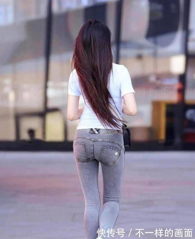 时尚美 打底裤活力满满,着装就要选择时髦一点的,增高显瘦