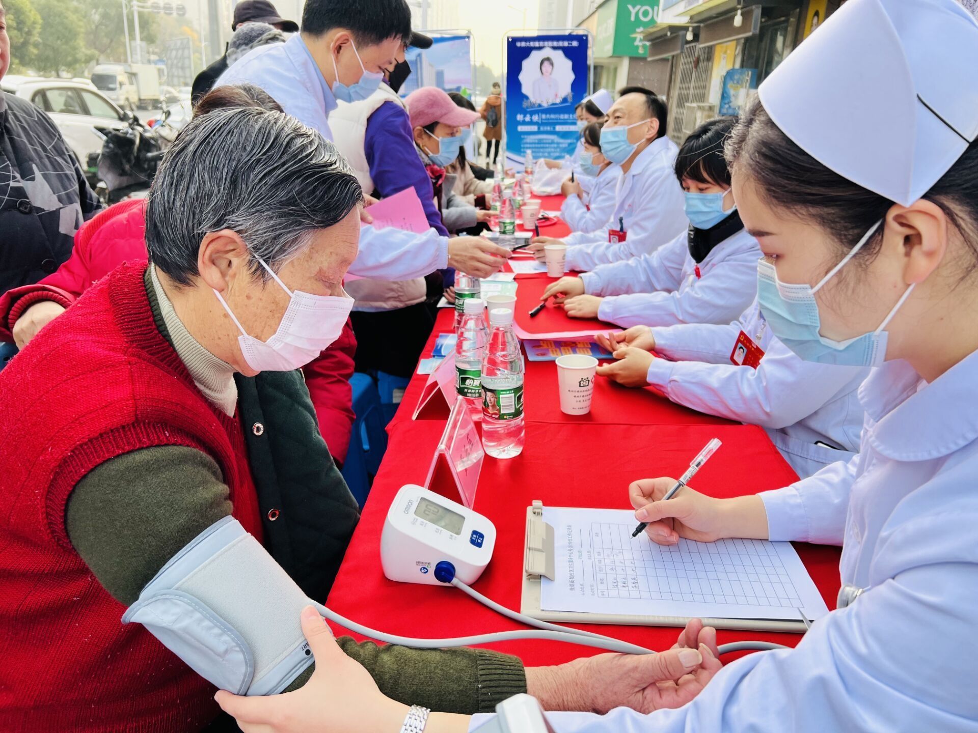 内分泌科|华东师范大学附属芜湖医院（芜湖市第二人民医院） 与镜湖新城社区医院签约“糖心肾”博士团队工作室