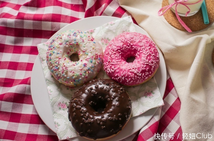 食物|12种“热量炸弹”,吃1顿胖1斤,一定把它们拉进“黑名单”!