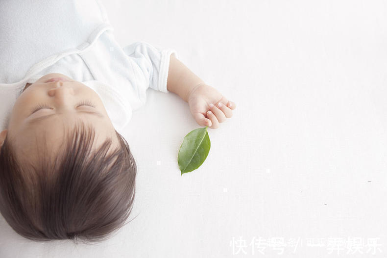 轻松|宝宝习惯抱睡3个妙招培养自主入睡,宝宝舒服妈妈轻松