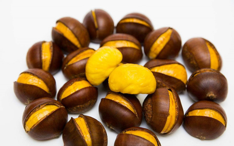 吃法|板栗是生吃好还是熟吃好告诉你正确吃法，却有很多人不知道