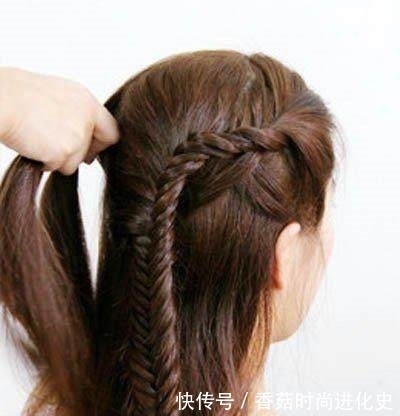 马尾辫|很多人喜欢的这几款时尚编发,扎上很显年轻,倍有面子!