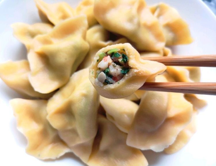 冬天吃饺子不要错过这个馅的,鲜香可口,咬一口就停不下来了