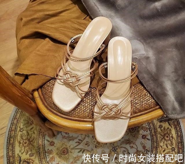 方头 今年夏天,好看的凉鞋长这样!今年夏天,好看的凉鞋长这样!