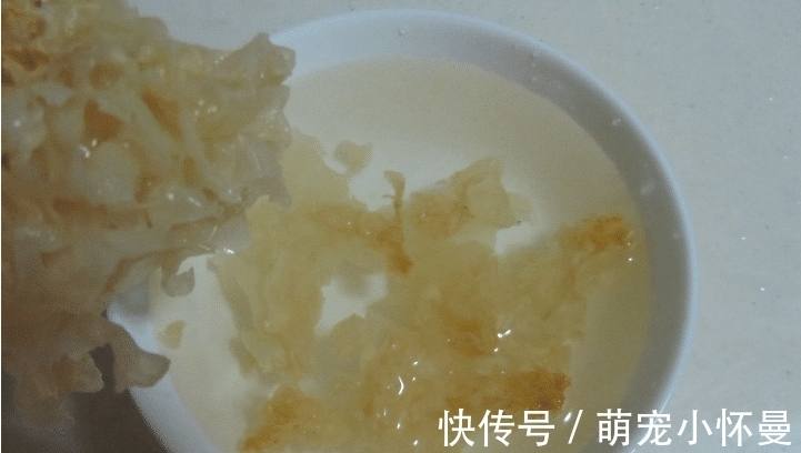 冰糖|它是“女人汤”,每天1碗,气血足脸色好,成本一碗不到1块钱