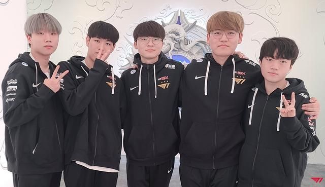 和kkoma沒聯系真不熟！T1淘汰李哥采訪情商太低：DK輸贏與我無關