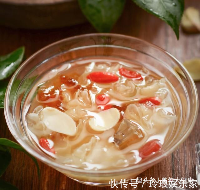 皮肤|女人怕老不要慌,秋冬多吃这些碱性食物,保养皮肤更有女人味