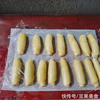 蛋黄酥|灿如金牌の蛋黄酥 酥到掉渣