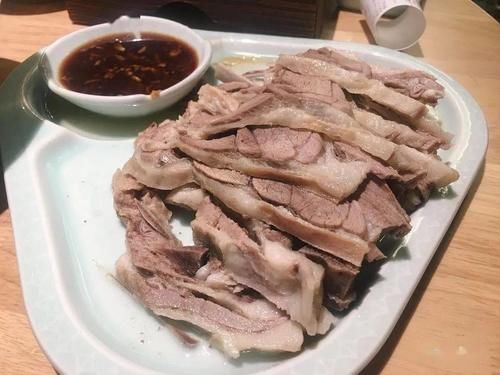 【满族美食】介绍满族大菜——蒸羊羔