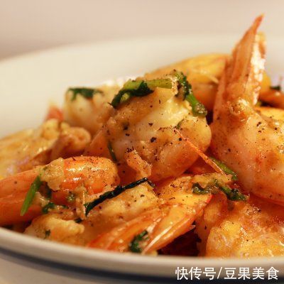 蒜香黄油虾|健康低卡家常菜——蒜香黄油虾