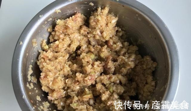 这食材是个宝,用它包饺子吃特鲜美,还能清脂降血糖,不懂太可惜!