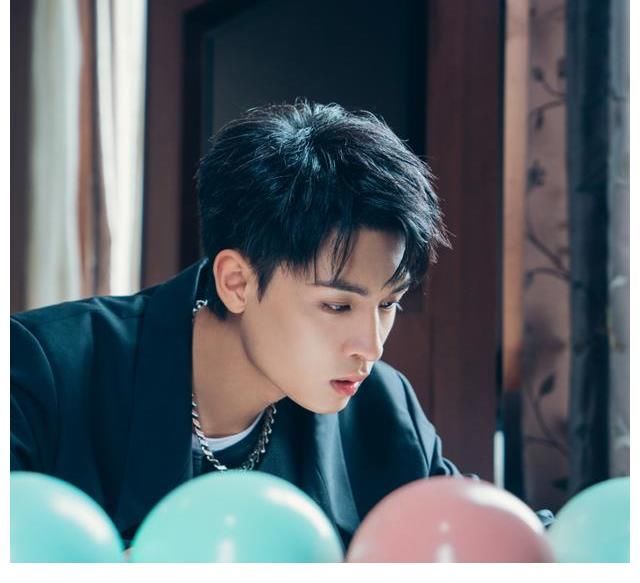 机智又搞笑！这档节目里的嘉宾综艺感十足，节目组请对人了