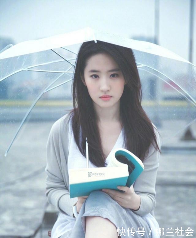 轮廓 脸型决定你的发型!你是什么脸型,新年就换什么发型,别搞错了