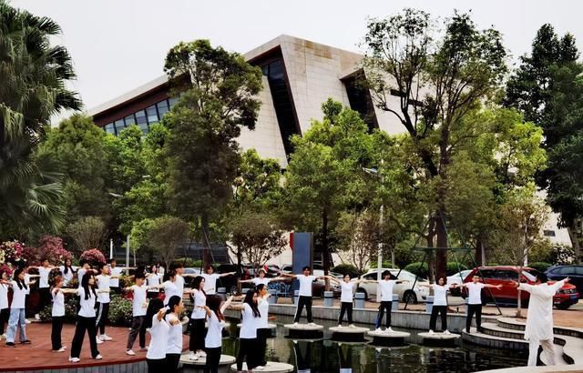  音乐|非遗活态传承之《青城太极》在星海大学城校园内留下了芳踪处处