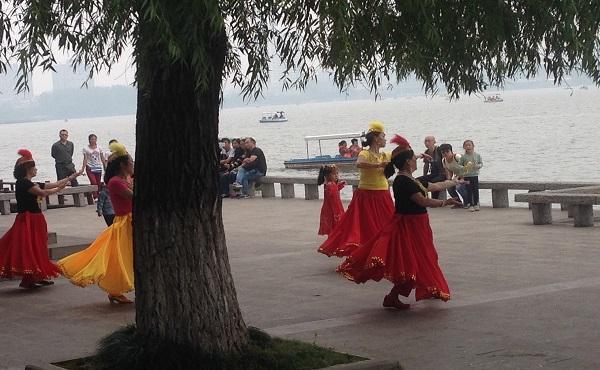 医生:从乙肝到肝硬化,多少人败在了“3个字”上,提前预防