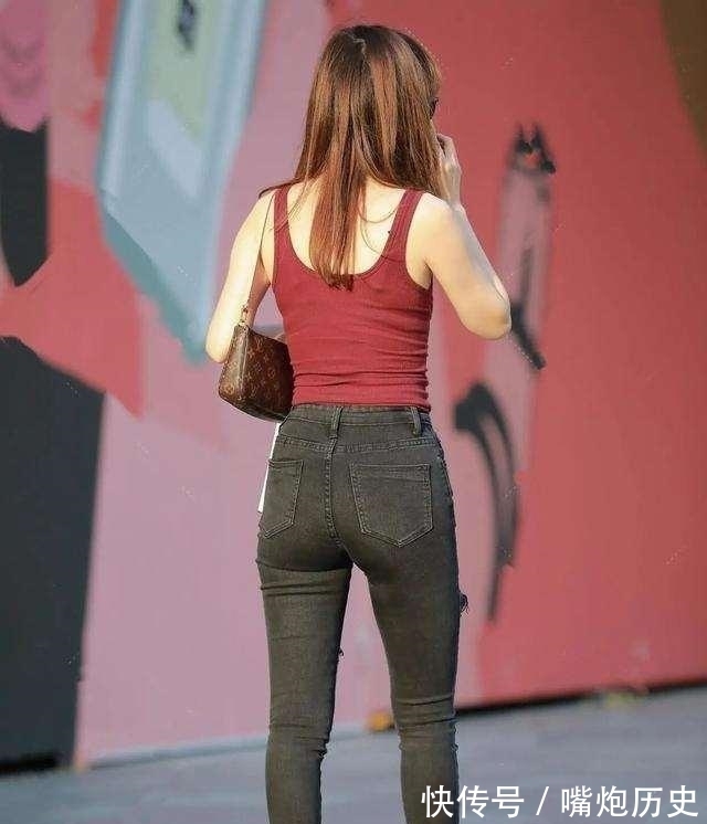 萝卜裤 优雅多姿的打底裤美女,搭配风格要追求别具一格,身材火辣