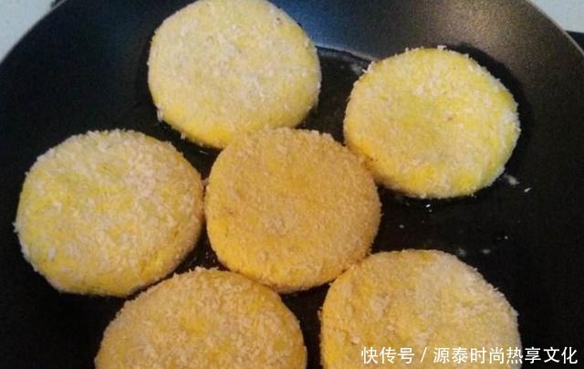 南瓜饼怎么做才好吃推荐3种家常做法,软糯甜香,孩子的最爱