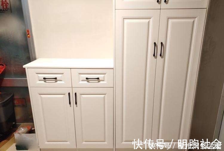 物业|住一梯一户的房子真爽!出电梯就进屋,公摊面积做玄关谁也管不着