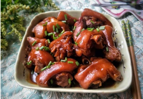 猪蹄|猪蹄别做老一套了,教你懒人做法,只需3步,香而不腻,软烂入味