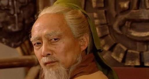 是因为|曹操当年杀华佗真的是因为多疑吗?终于明白,曹操才是最睿智的人