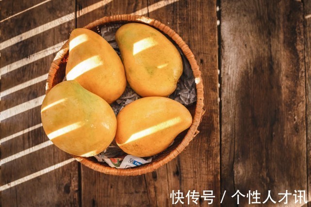 香蕉|糖尿病人必须“管住嘴”?医生提醒:4种水果再馋也要忍住,不然就完了