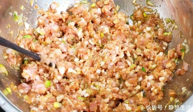 用它包饺子,比白菜韭菜鲜,再贵也要吃,我家一周吃4次,太香了!