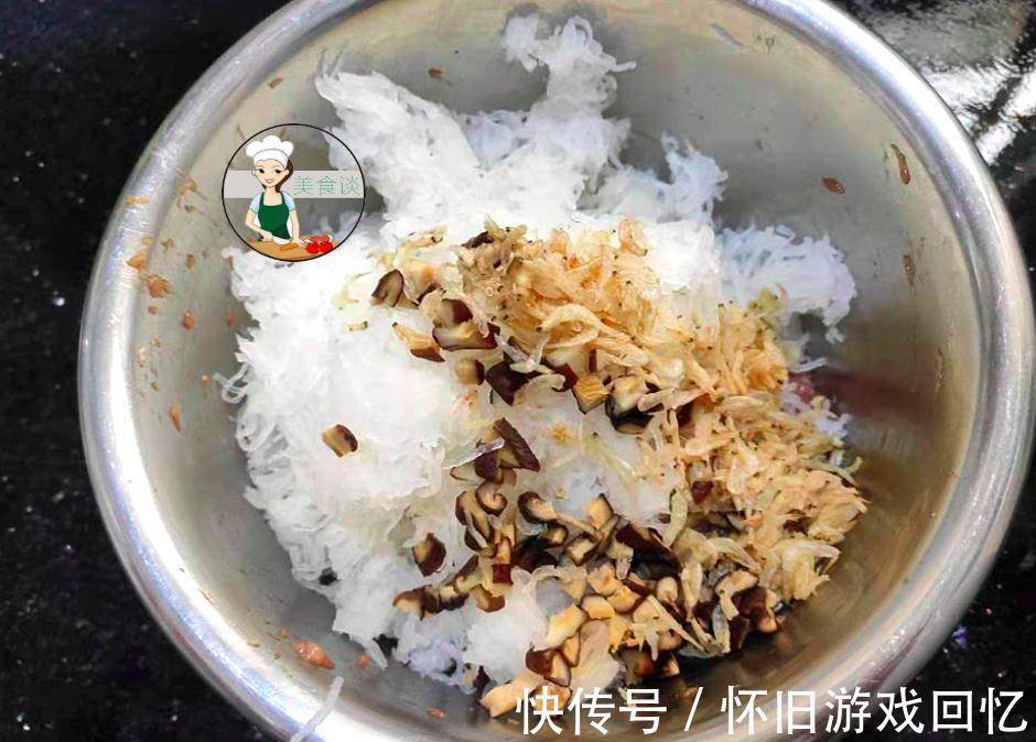 小雪|冬天，此菜记得给家人吃，维C是梨8倍，人称小人参，包饺子真香