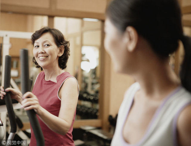 大姐|55岁大姐从不熬夜,查出宫颈癌,医生提醒平时三件事也应少做