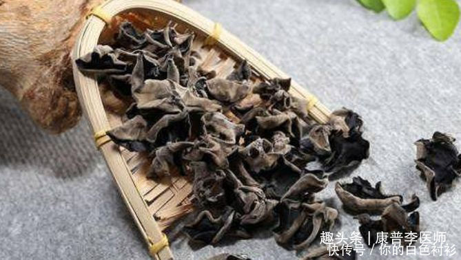 花生仁|女性想气色好,坚持吃的食物,延缓衰老、补血美容,越吃越年轻