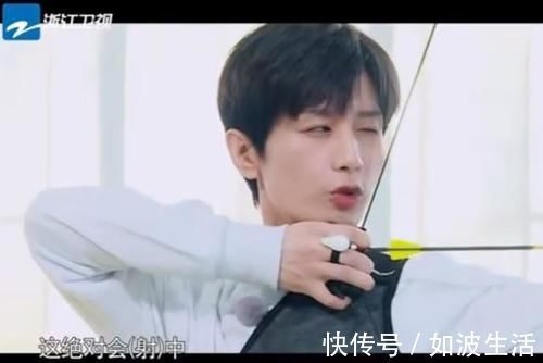 奔跑吧|论《奔跑吧》成毅带给我们的笑点,这脑子怕不是落横店了?