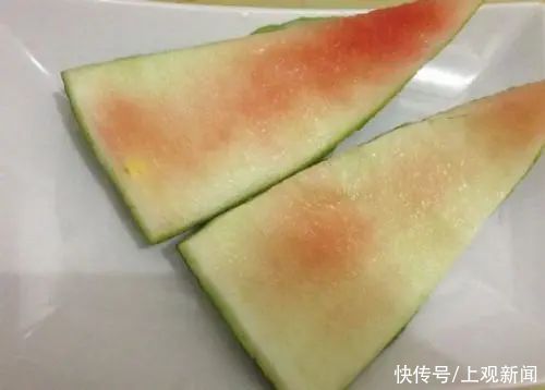 这5种蔬菜水果的皮千万不能吃！伤害极大……