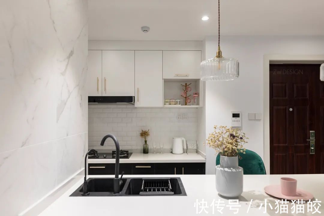 为主人|75㎡现代轻奢,精致的复古调,让小房子也清新脱俗