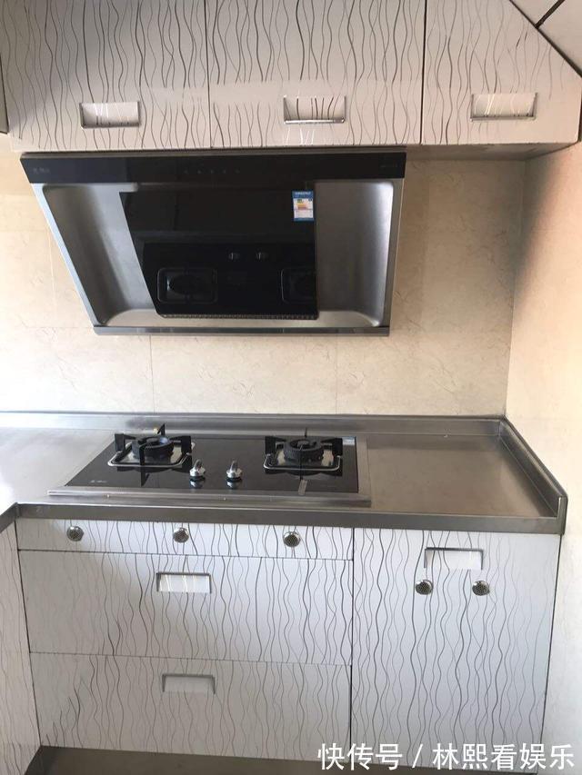 不锈钢|橱柜用不锈钢台面究竟好不好我家用了5年新的一样,谁用谁知道