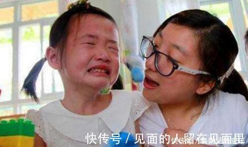 小妹妹|宝妈骗小宝“生了个妹妹”,小宝瞬间崩溃大哭,网友:亲妈坑娃
