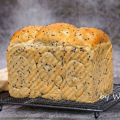 30g糖|黑芝麻酸奶土司