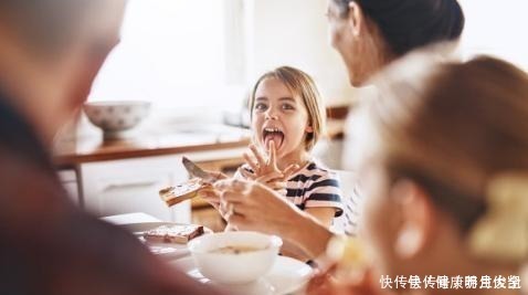 饮食习惯|营养专家提醒最不健康的3种早餐习惯，大部分的孩子中招！