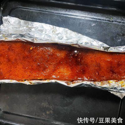 舌尖上的中国，脆皮烤五花能占一席之地