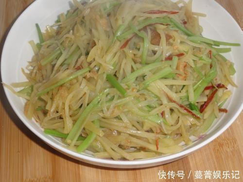 焯水|炒土豆丝时,是先泡水还是先焯水都错了!教你正确的土豆丝做法